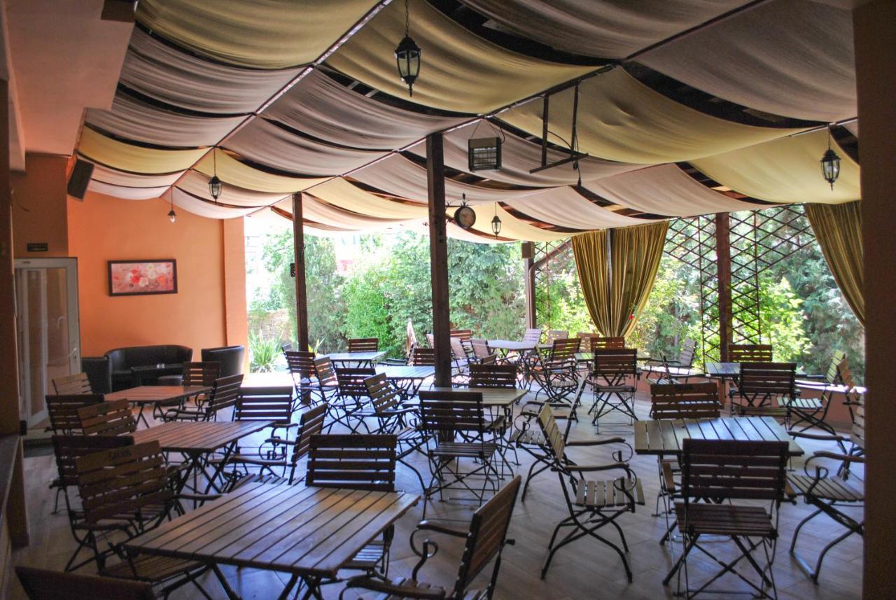 Vila Veche Hateg Exterior photo